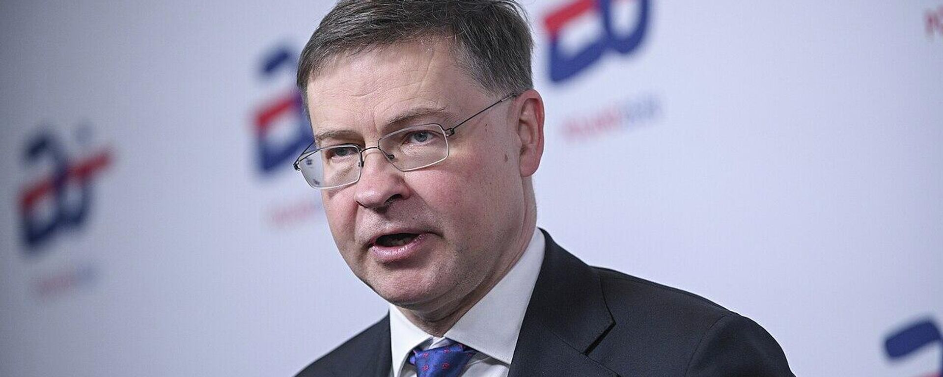 欧盟委员会负责经济事务的委员东布罗夫斯基斯 - 俄罗斯卫星通讯社, 1920, 15.04.2026