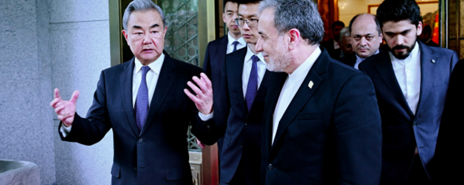 王毅同伊朗外长阿拉格齐会谈 - 世界报道, 1920, 06.05.2026