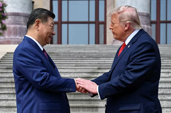 2026年5月14日,特朗普与习近平在北京人民大会堂出席欢迎仪式,两人握手致意。 2026年5月14日,特朗普与习近平在北京人民大会堂出席欢迎仪式,两人握手致意。 - 俄罗斯卫星通讯社