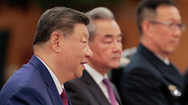 习近平：实现中华民族伟大复兴和“让美国再次伟大”完全可以并行不悖 相互成就 - 俄罗斯卫星通讯社