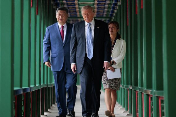 中美元首在中南海舉行小範圍會晤 - 俄羅斯衛星通訊社