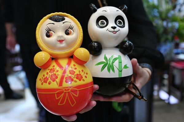 哈爾濱第十屆俄中博覽會上，“俄羅斯”國家中心的展台 - 俄羅斯衛星通訊社