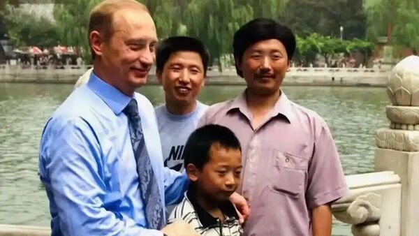 被普京抱過的中國男孩時隔26年將再見普京 - 俄羅斯衛星通訊社