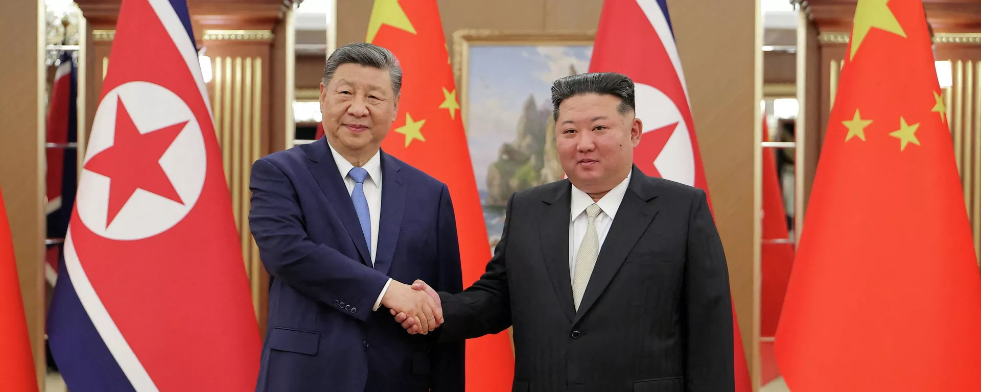 习近平向金正恩致感谢电：中朝关系已经踏上新的历史征程 - 俄罗斯卫星通讯社, 1920, 10.06.2026