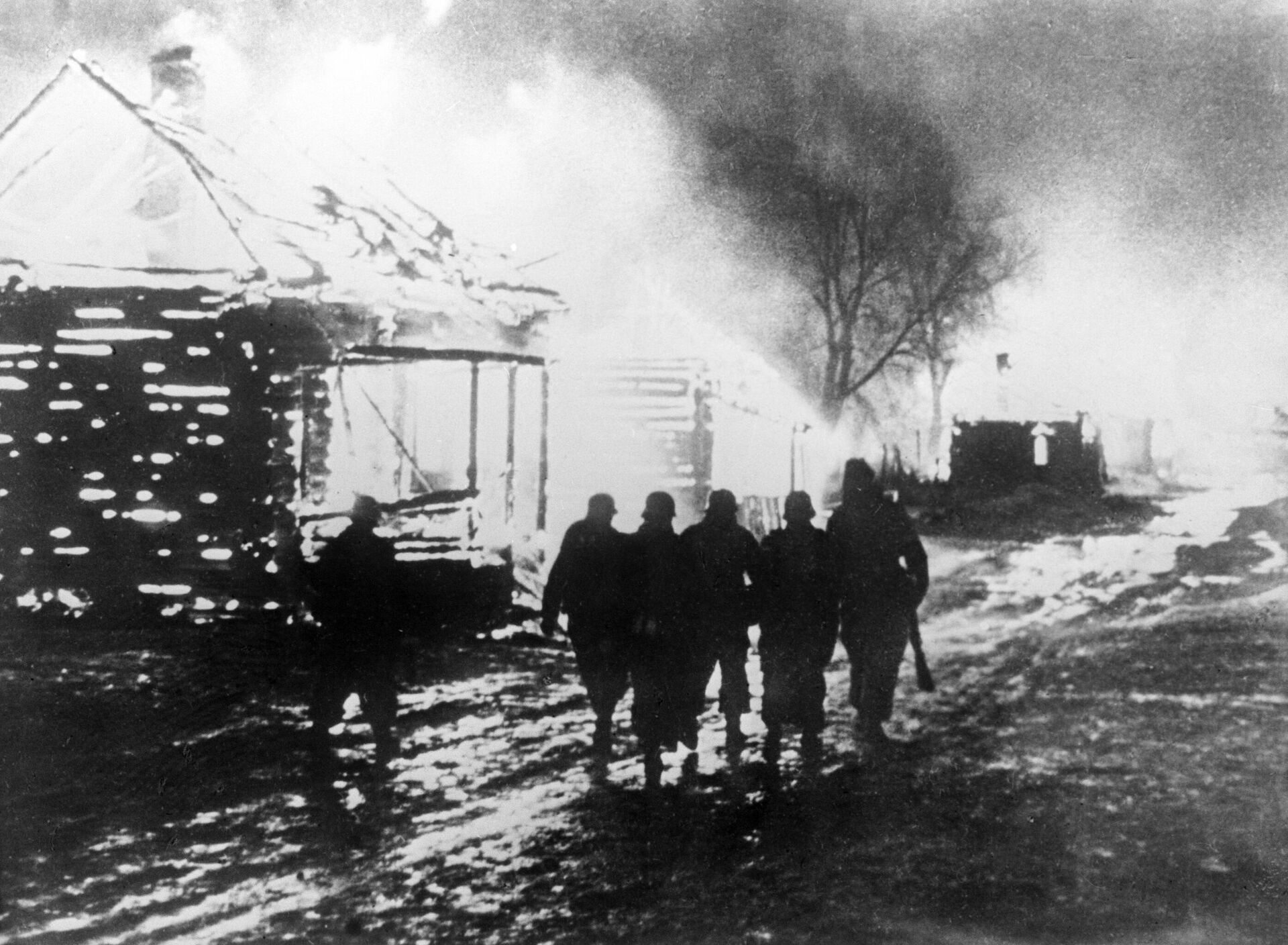 Горящая деревня в Белоруссии - 俄羅斯衛星通訊社, 1920, 22.06.2026