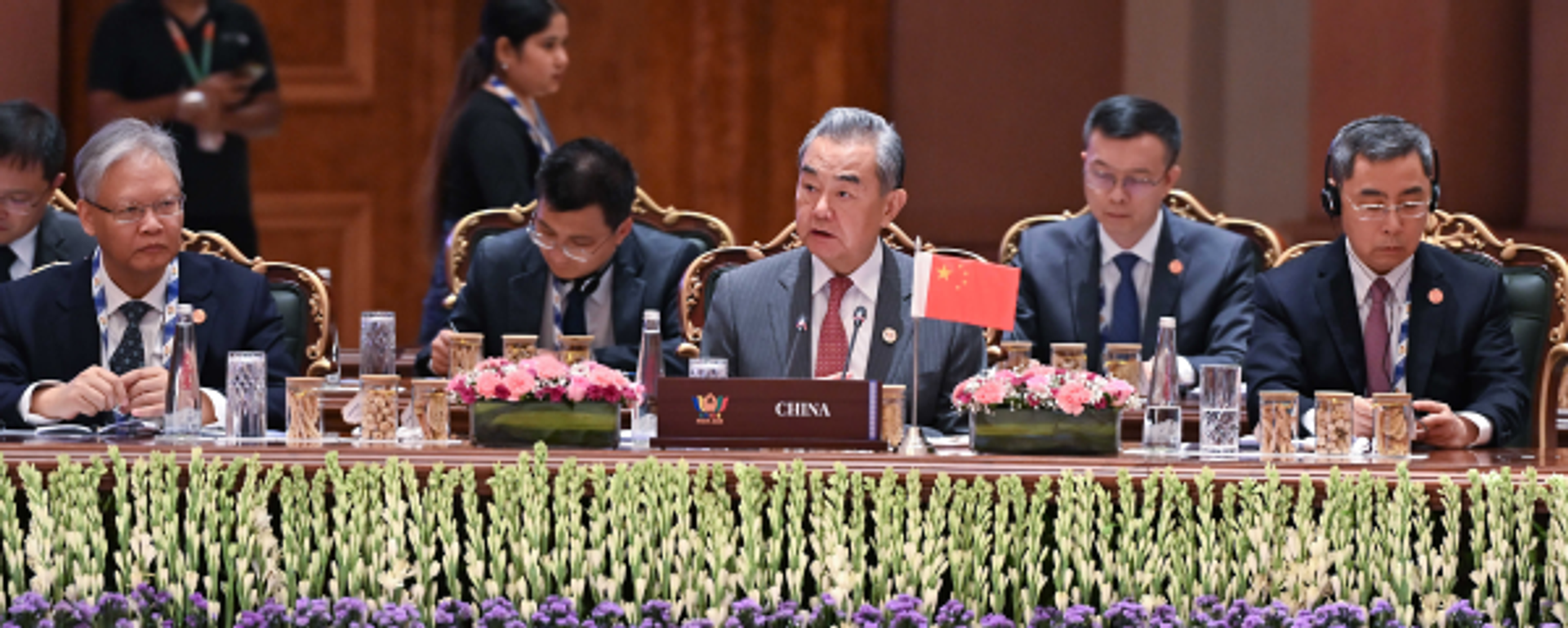 王毅谈第十六次金砖国家安全事务高级代表会议成果 - 俄罗斯卫星通讯社, 1920, 24.06.2026