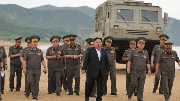 金正恩觀摩重要武器試驗：只有徹底依靠實力優勢才能捍衛國權 - 俄羅斯衛星通訊社