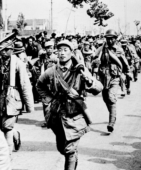 1949年4月24日凌晨，解放军进入南京，经西城门沿中山路向市中心挺进。 - 俄罗斯卫星通讯社