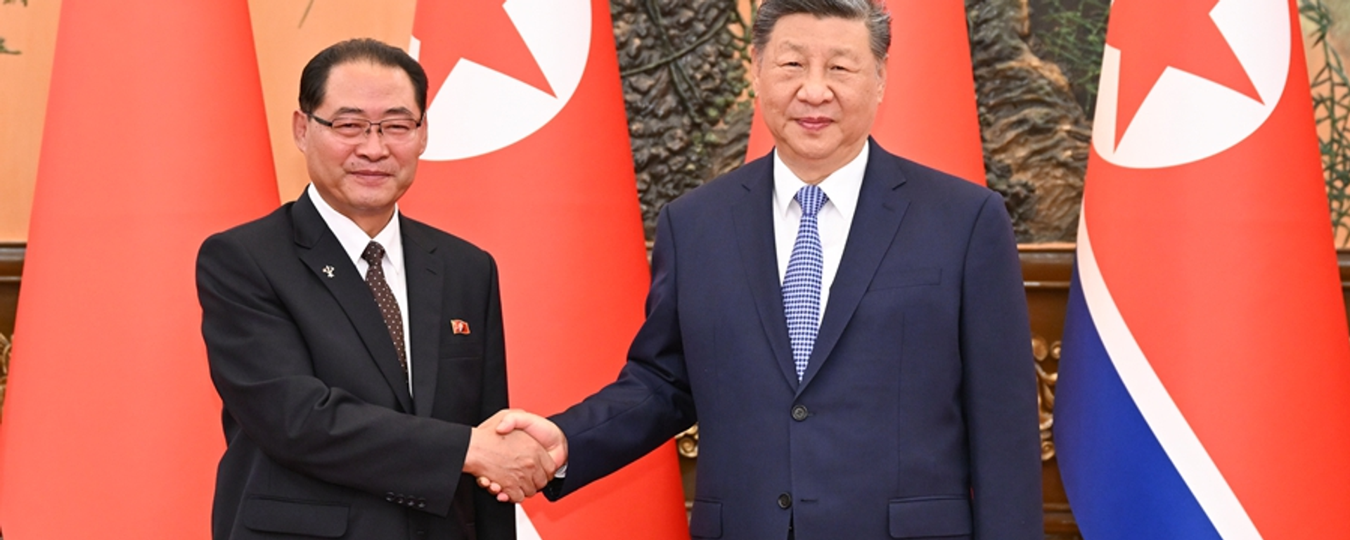 習近平會見朝鮮內閣總理樸泰成 - 俄羅斯衛星通訊社, 1920, 11.07.2026