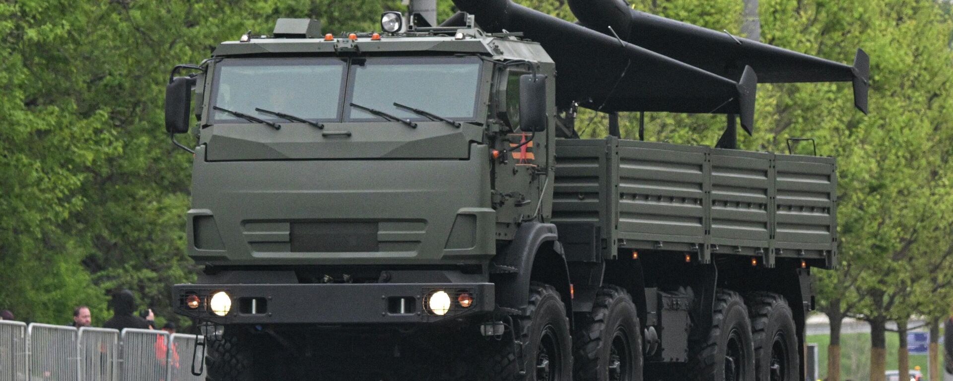 俄國防部:俄軍“天竺葵”無人機在尼古拉夫港和黑海擊中七艘運輸烏軍物資的船舶 俄國防部:俄軍“天竺葵”無人機在尼古拉夫港和黑海擊中七艘運輸烏軍物資的船舶 - 俄羅斯衛星通訊社, 1920, 04.08.2026