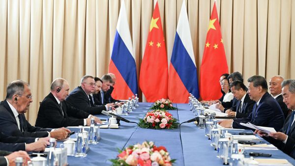 Визит президента Владимира Путина в Киргизию для участия в саммите ШОС - 俄罗斯卫星通讯社