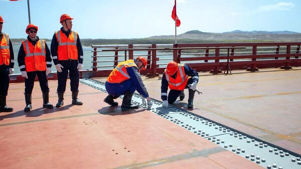图们江公路桥的桥梁结构对接仪式（资料图片） - 俄罗斯卫星通讯社