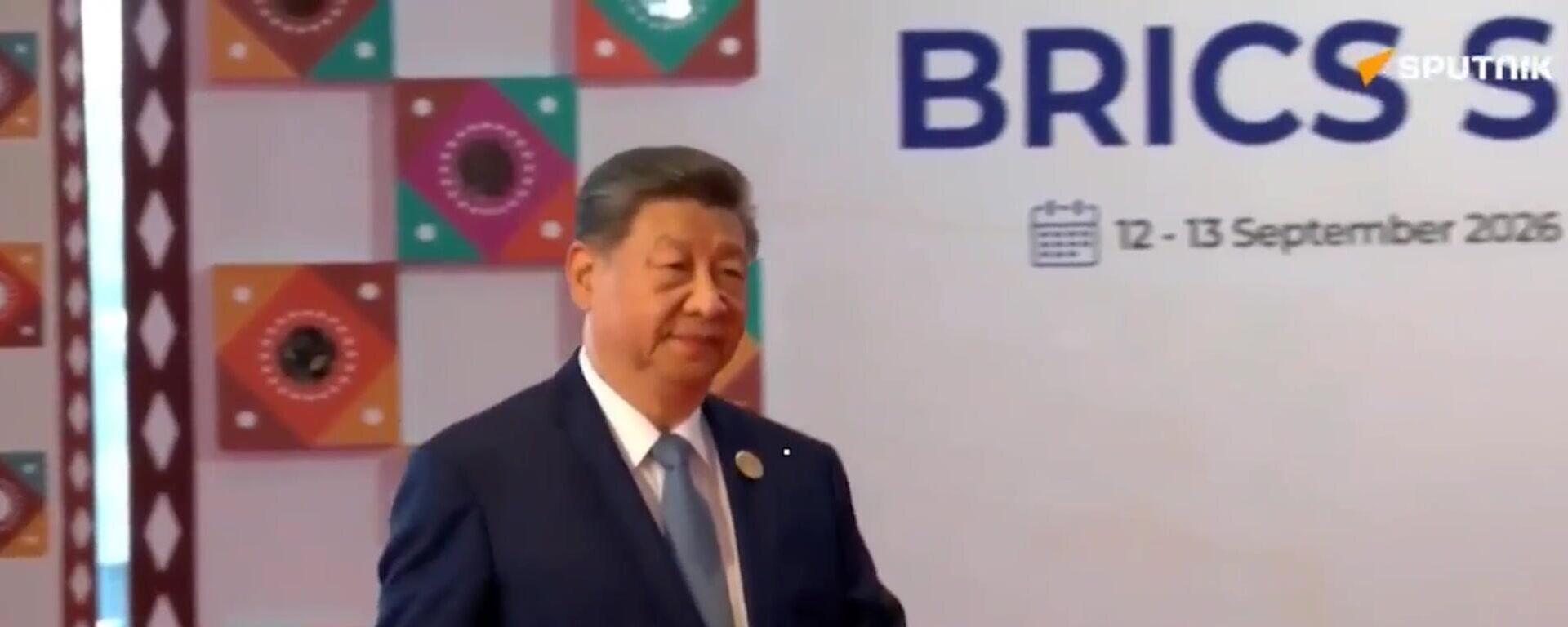 习近平与莫迪在金砖国家峰会开始前进行了短暂交谈 - 俄罗斯卫星通讯社, 1920, 12.09.2026