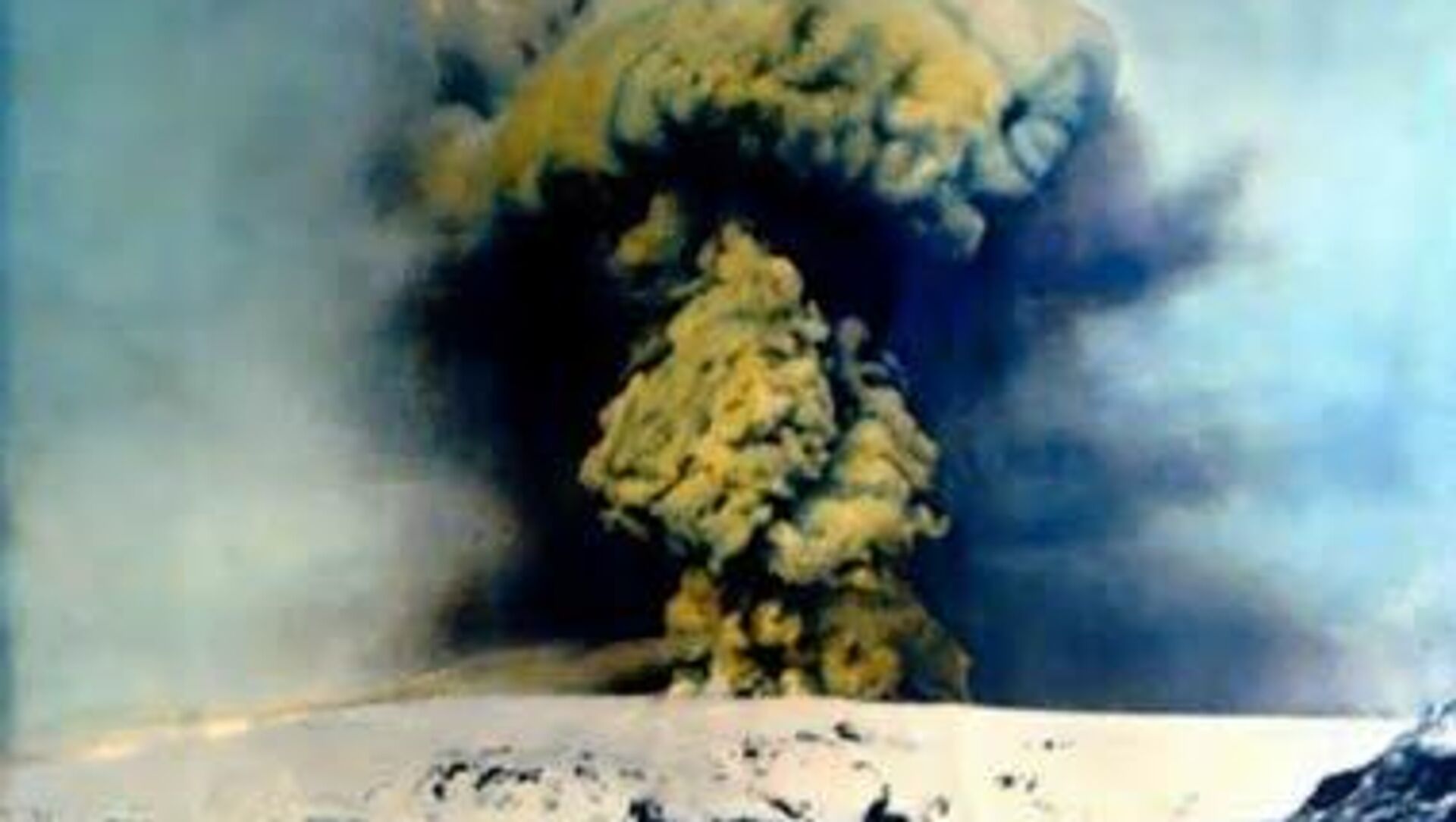 卡特拉火山1918年的喷发 卡特拉火山1918年的喷发 - 俄罗斯卫星通讯社, 1920, 01.10.2026