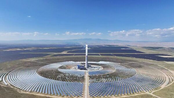中国首个百万千瓦级光伏光热项目并网发电 - 俄罗斯卫星通讯社