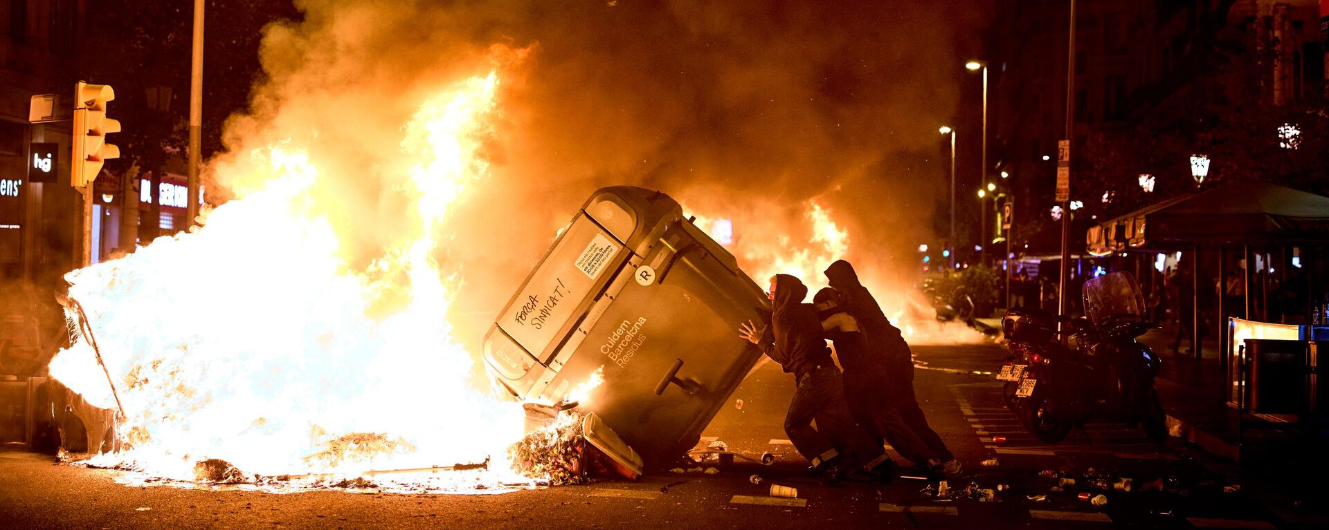 西班牙毕尔巴鄂爆发大规模抗议，警方已逮捕19人 - 俄罗斯卫星通讯社, 1920, 27.10.2026