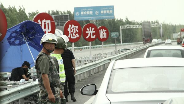 媒體：中國東部20余輛汽車相撞造成2人死亡 - 俄羅斯衛星通訊社