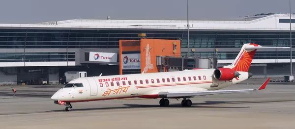 一架印度飛機因一名年輕乘客酒精中毒而在莫斯科迫降 - 俄羅斯衛星通訊社