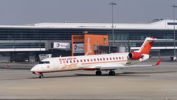 印度航空一架客机接到炸弹威胁信息在伦敦紧急降落 - 俄罗斯卫星通讯社