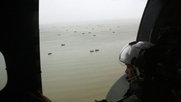 救援人员在爪哇海发现失事亚航客机机尾 - 俄罗斯卫星通讯社