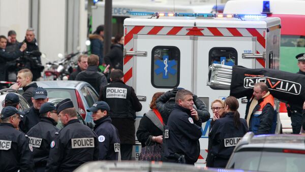 法國警方公佈襲擊《查理週刊》嫌疑人照片 - 俄羅斯衛星通訊社
