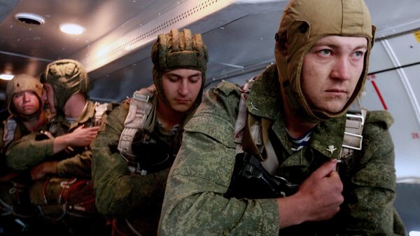 俄空降兵在扎波羅熱方向使用無人機擊斃掩體內步兵  - 俄羅斯衛星通訊社