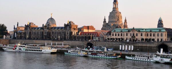 德累斯顿警方因恐袭威胁禁止周一的所有游行 - 俄罗斯卫星通讯社