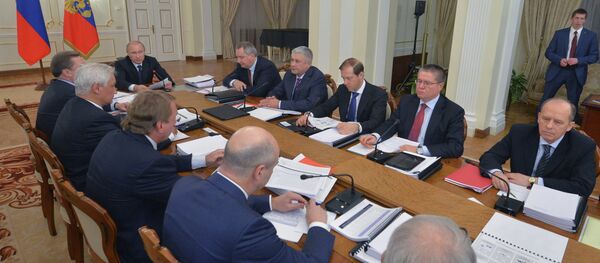 普京:俄罗斯可不以军备竞赛来应对任何国家的挑衅 普京:俄罗斯可不以军备竞赛来应对任何国家的挑衅 - 俄罗斯卫星通讯社