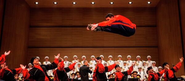 亚历山大红旗歌舞团 - 俄罗斯卫星通讯社