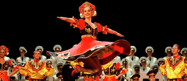 亚历山大红旗歌舞团 - 俄罗斯卫星通讯社