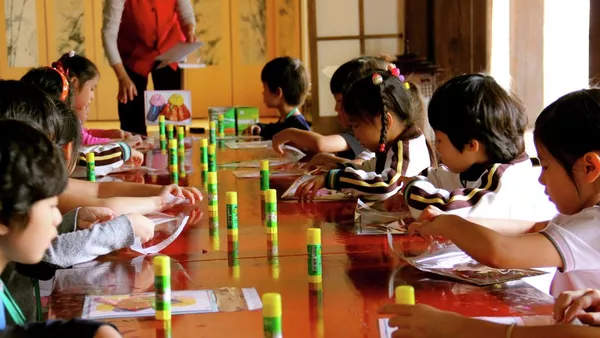 如何杜絕韓國幼師虐童醜聞？ - 俄羅斯衛星通訊社