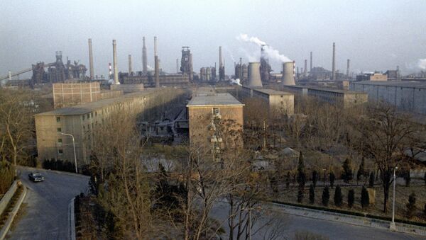 英国外交大臣哈蒙德呼吁中国加快减少钢铁产量 - 俄罗斯卫星通讯社