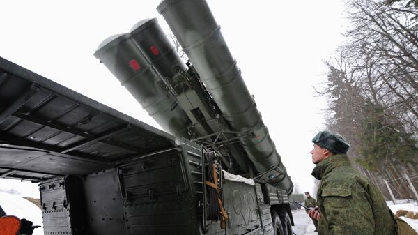 俄军人在符拉迪沃斯托克开始学习使用S-400“凯旋”系统 - 俄罗斯卫星通讯社