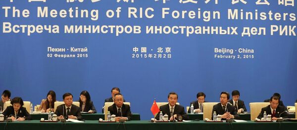 中方对俄中印在莫斯科举行三边会谈表示支持 - 俄罗斯卫星通讯社