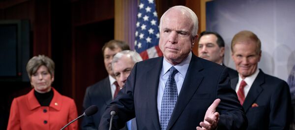 媒体称特朗普不在受邀出席麦凯恩葬礼的名单之列 - 俄罗斯卫星通讯社