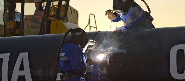 中国专家:国际油价不会影响中俄能源合作大势 中国专家:国际油价不会影响中俄能源合作大势 - 俄罗斯卫星通讯社