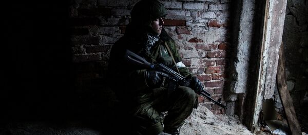 巴苏林：民兵被迫对乌军的镇压进行选择性开火 - 俄罗斯卫星通讯社