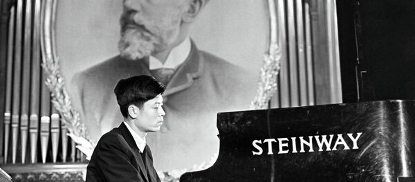 中国钢琴家刘诗昆 (莫斯科,1958年) 中国钢琴家刘诗昆 (莫斯科,1958年) - 俄罗斯卫星通讯社