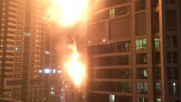 官方：迪拜Torch摩天住宅楼火势被扑灭，无人员伤亡 - 俄罗斯卫星通讯社