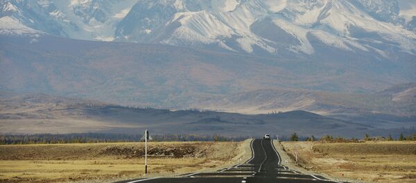 建公路:俄阿尔泰共和国希望扩大与华合作 建公路:俄阿尔泰共和国希望扩大与华合作 - 俄罗斯卫星通讯社