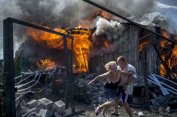 攝影作品《烏克蘭黑色的日子》 - 俄羅斯衛星通訊社
