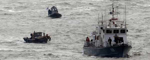 媒體：韓國向一艘侵入的不明船隻開火示警 - 俄羅斯衛星通訊社