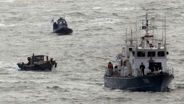 兩名韓國貨輪船員獲救，搜救另外22人的工作仍在繼續 - 俄羅斯衛星通訊社