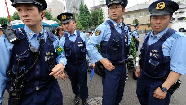 日本一不明身份人士袭击警局 在学校附近开枪 - 俄罗斯卫星通讯社