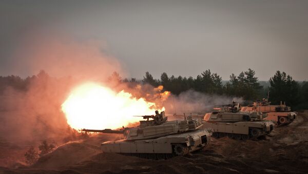 M1A2 Abrams Tanks at the Adazi Training Area, Latvia, on November 6, 2014 - 俄罗斯卫星通讯社
