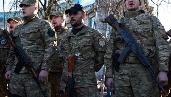 约500名乌克兰军人封堵了基辅赫雷夏蒂克街 - 俄罗斯卫星通讯社