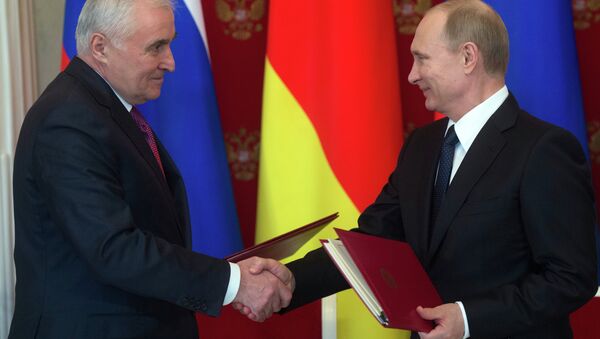 普京：俄與南奧塞梯所簽署的條約有利聯盟關係和一體化進程 - 俄羅斯衛星通訊社