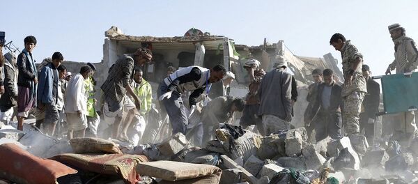 俄“卫星”通讯社：也门首都遭空袭致20人伤亡 - 俄罗斯卫星通讯社