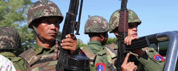 缅甸西部多座警方检查站遭袭 正在进行疏散 - 俄罗斯卫星通讯社