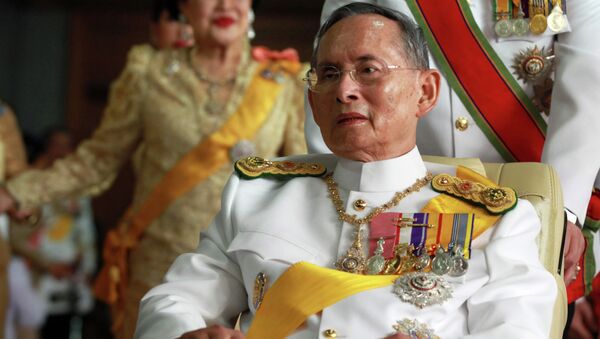 泰國居民因發佈侮辱君主言辭而被判25年監禁 - 俄羅斯衛星通訊社